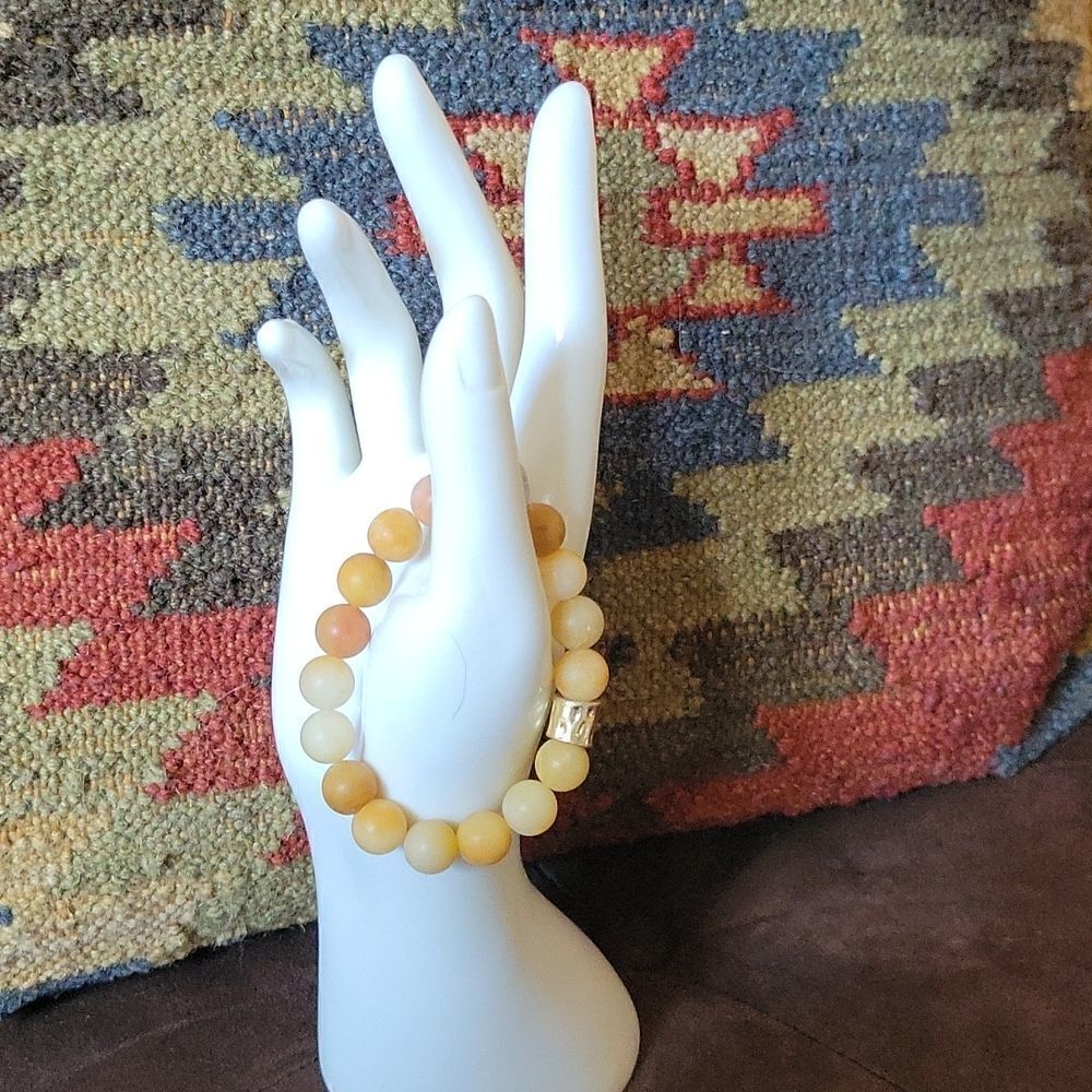Stone Bead Bracelet - Picture 3 of 3